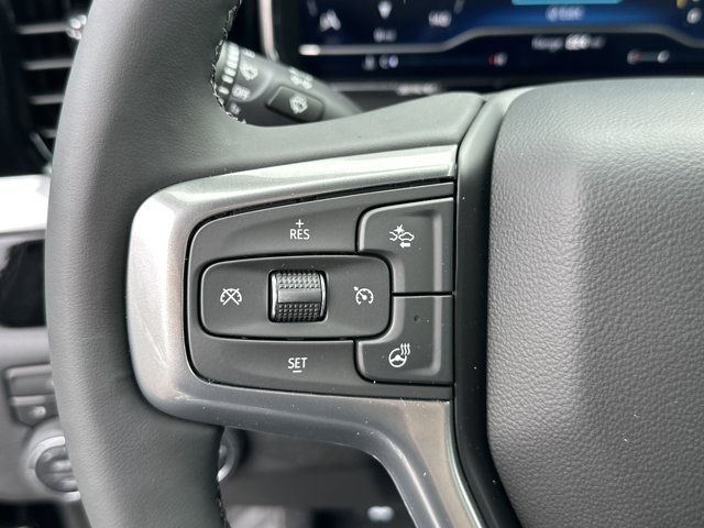 Vehicle image 17 of 25