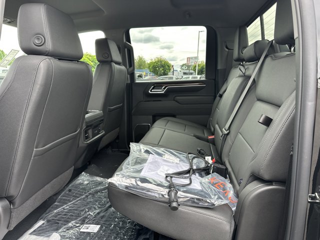 Vehicle image 12 of 25