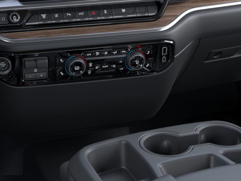 2025 Chevrolet Silverado 3500HD LT Image 18 of 24