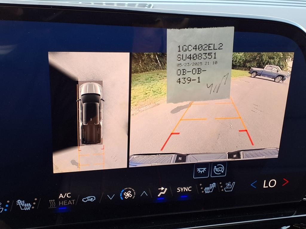 Vehicle image 19 of 31