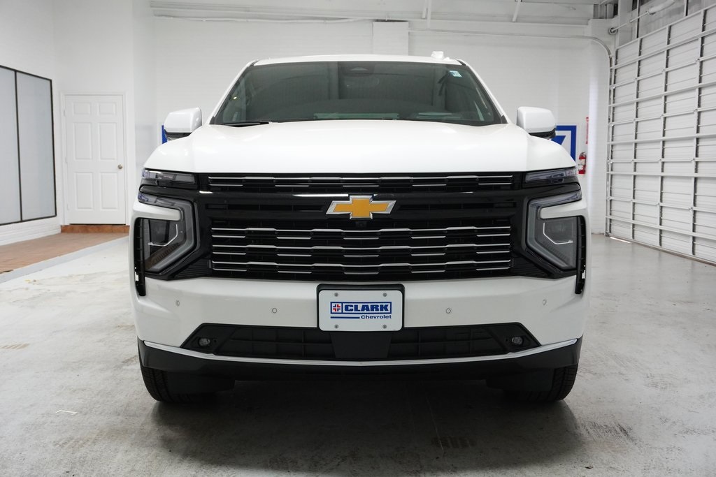 Vehicle image 3 of 40