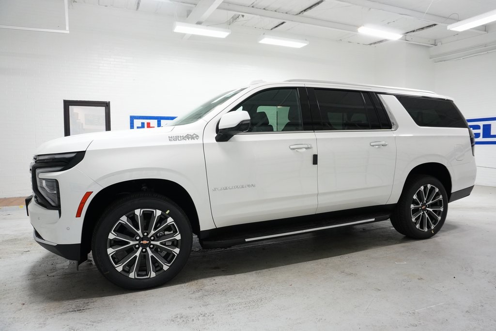 Vehicle image 9 of 40