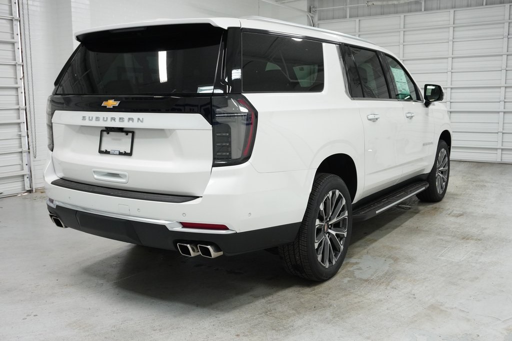 Vehicle image 2 of 40