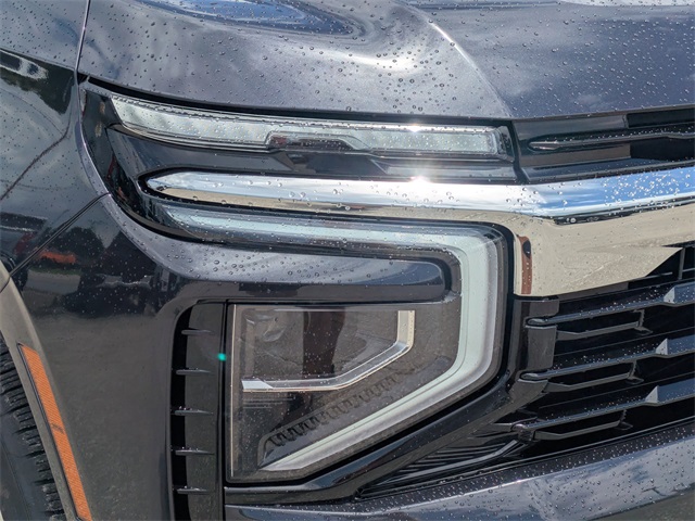 Vehicle image 22 of 32