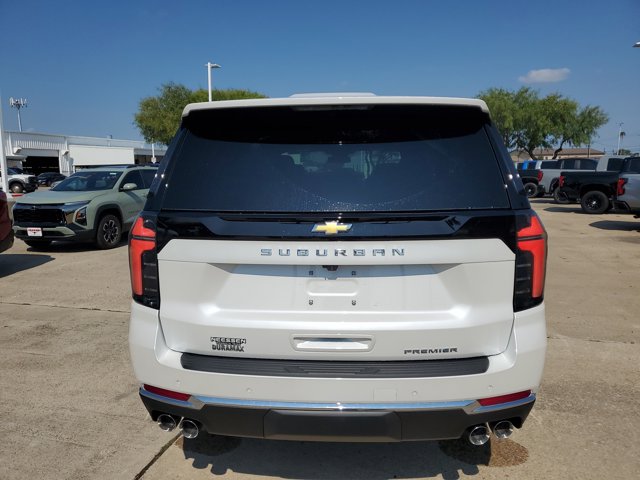 2025 Chevrolet Suburban Premier Image 5 of 35