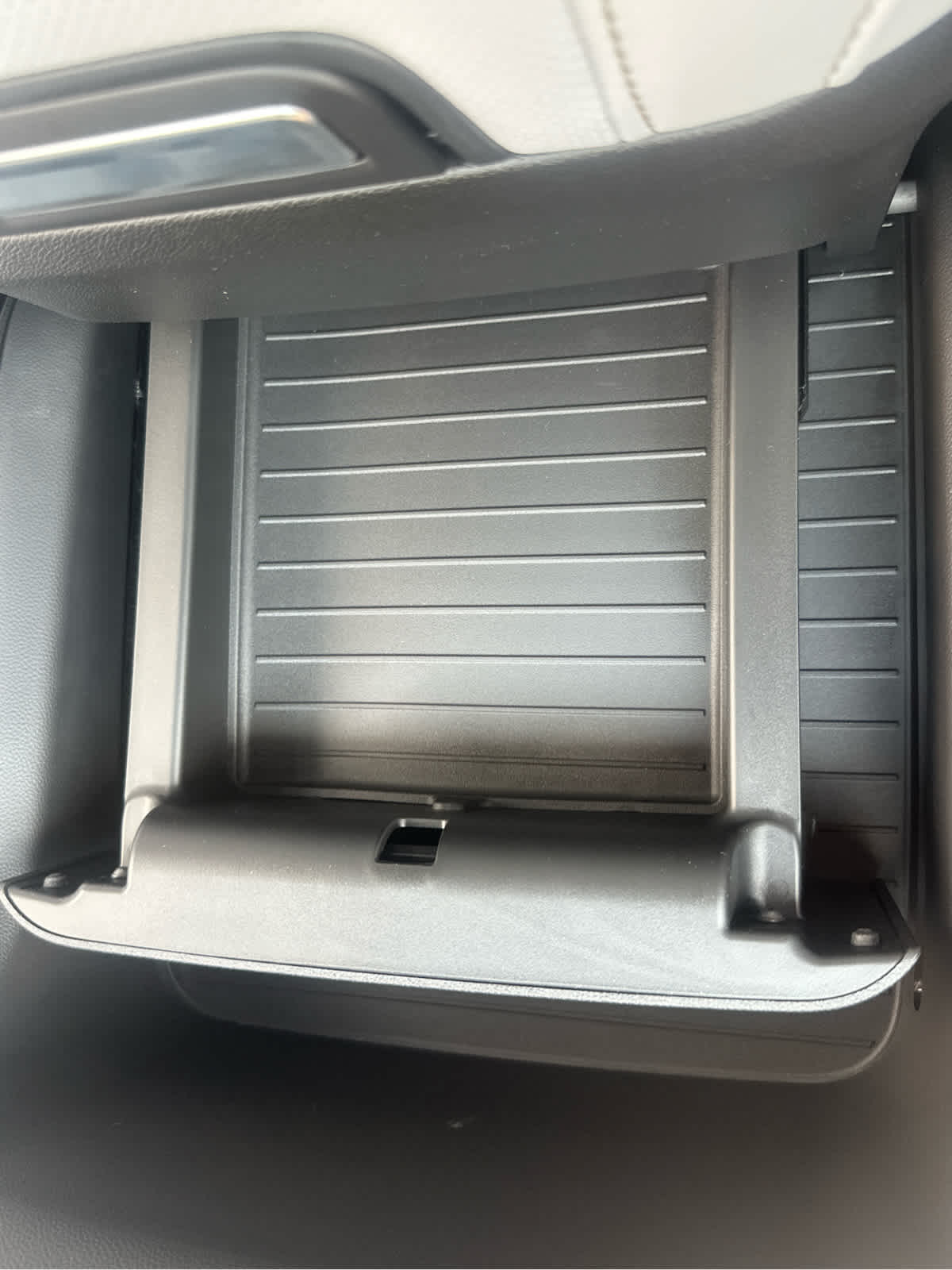 2025 Chevrolet Suburban Premier Image 40 of 51