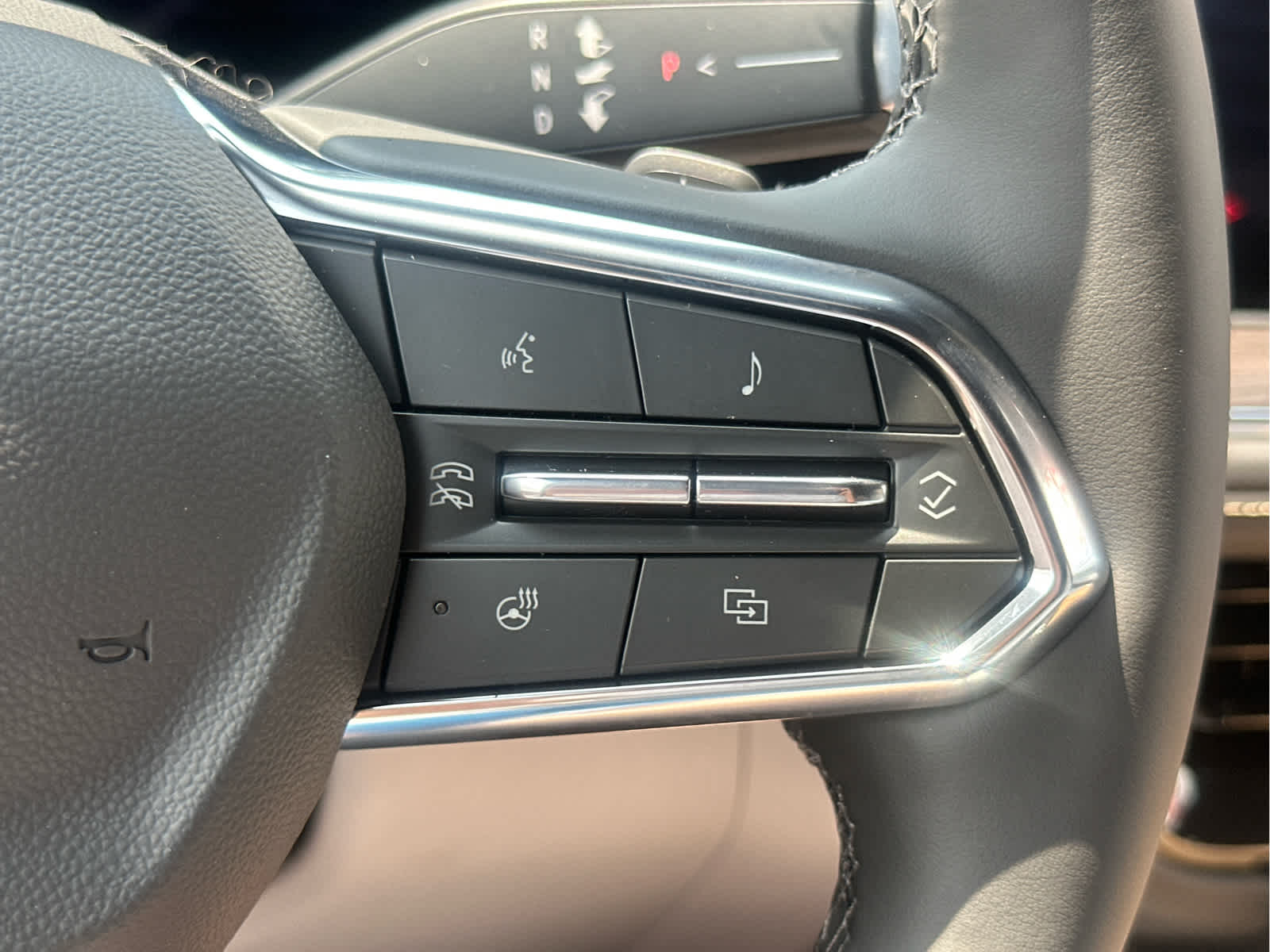 2025 Chevrolet Suburban Premier Image 30 of 51