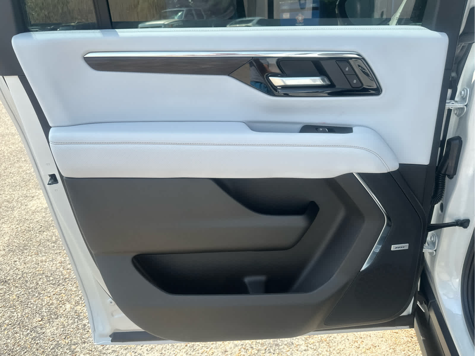 2025 Chevrolet Suburban Premier Image 45 of 51