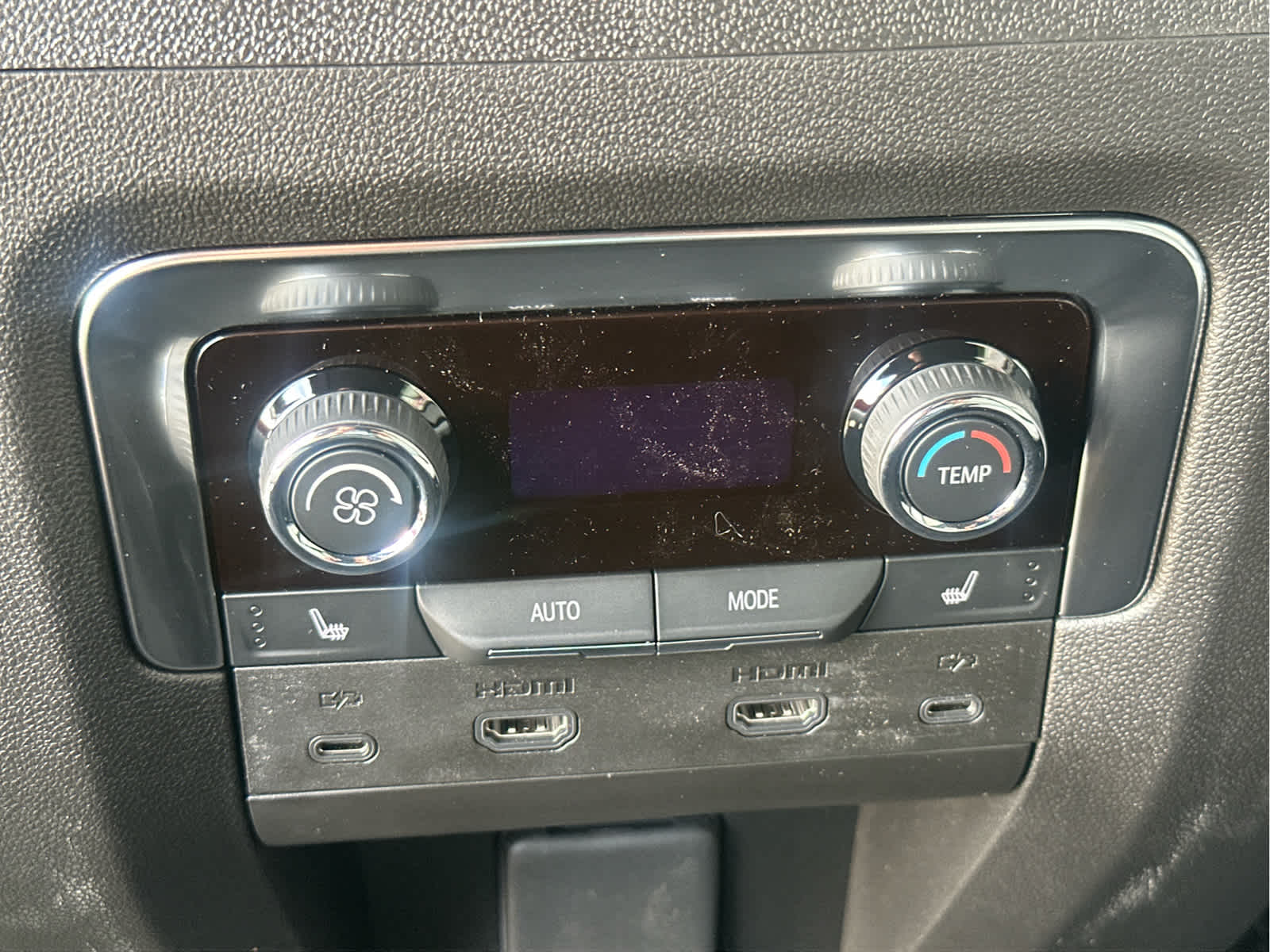 2025 Chevrolet Suburban Premier Image 49 of 54