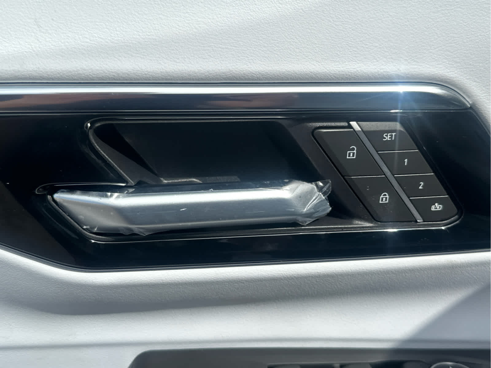 2025 Chevrolet Suburban Premier Image 25 of 54