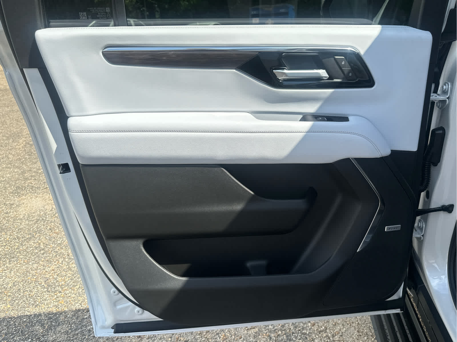 2025 Chevrolet Suburban Premier Image 47 of 54