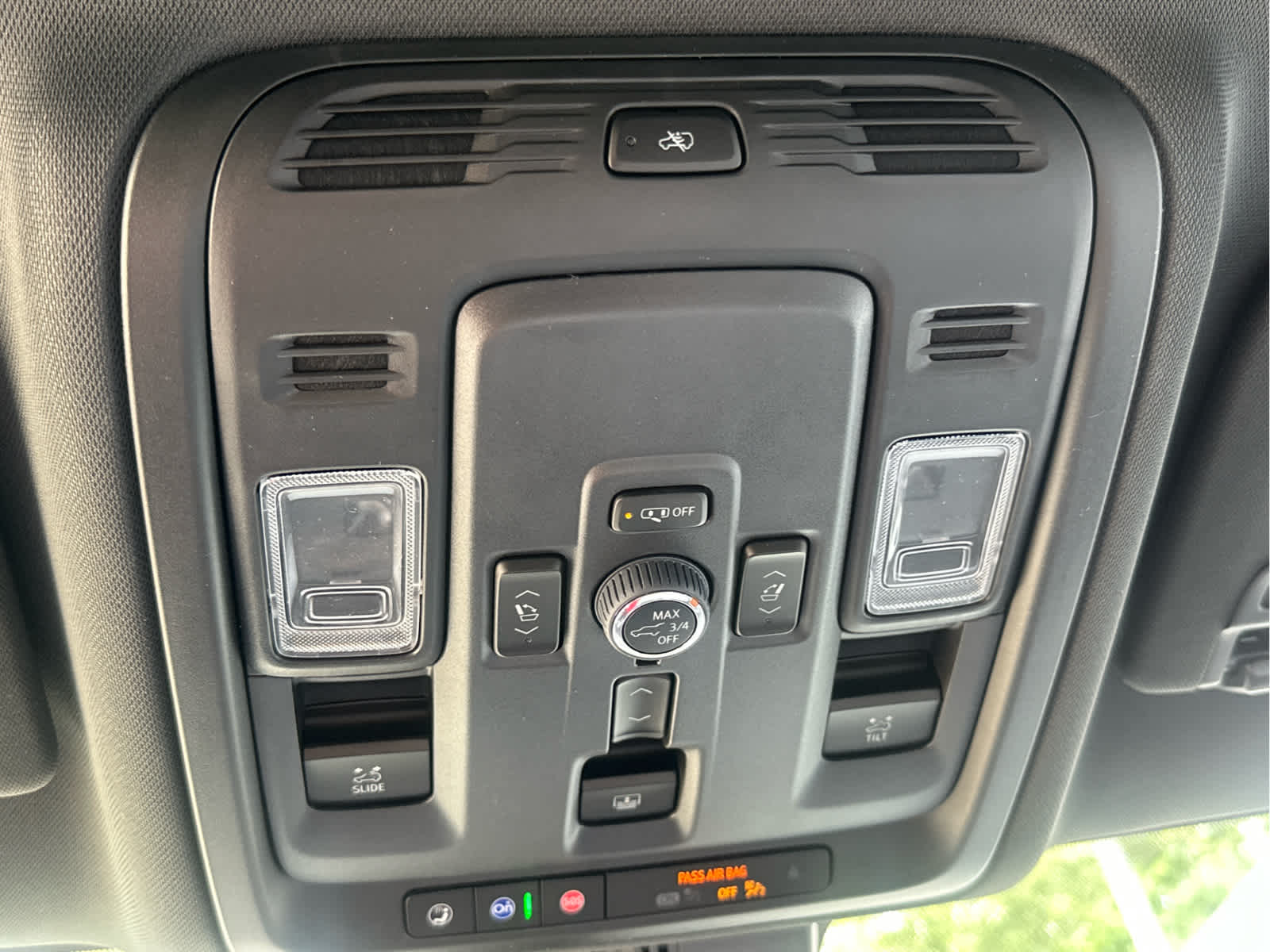 2025 Chevrolet Suburban Premier Image 45 of 54