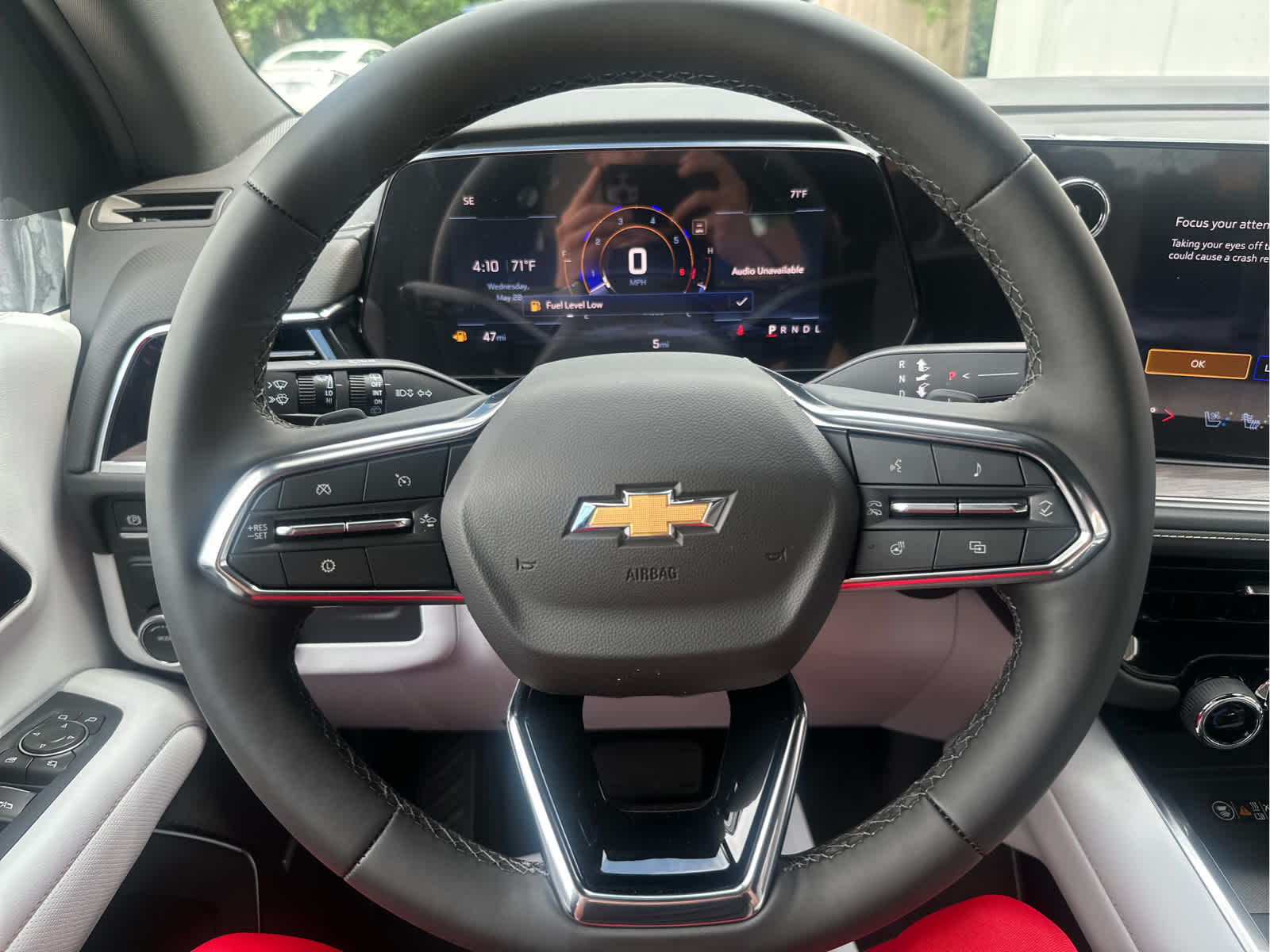 2025 Chevrolet Suburban Premier Image 31 of 54