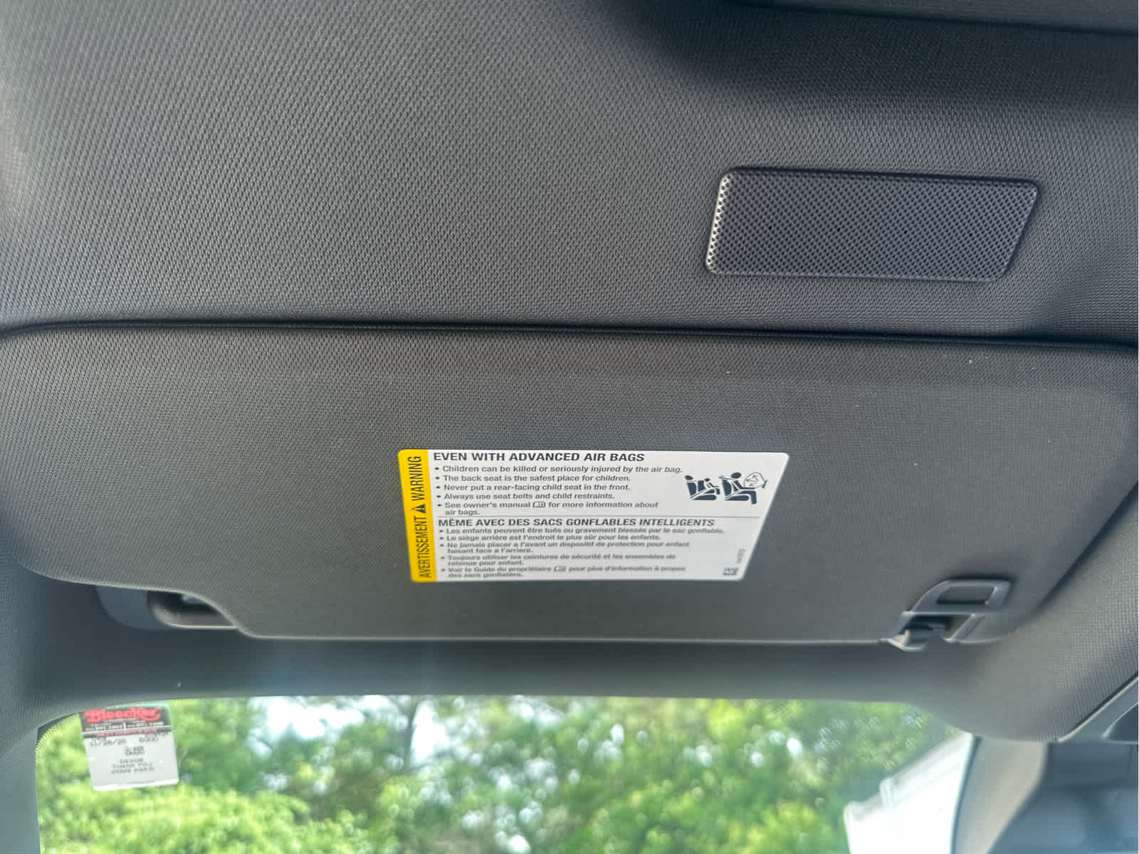 2025 Chevrolet Suburban Premier Image 46 of 54