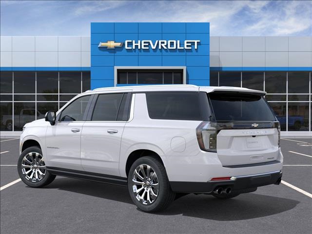 2025 Chevrolet Suburban Premier Image 8 of 24