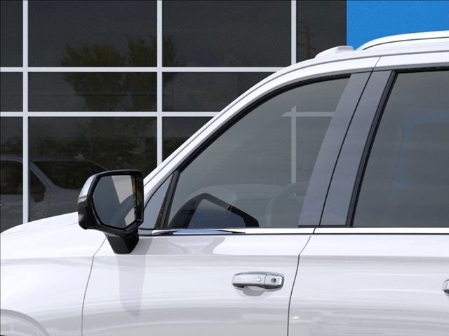 2025 Chevrolet Suburban Premier Image 24 of 24