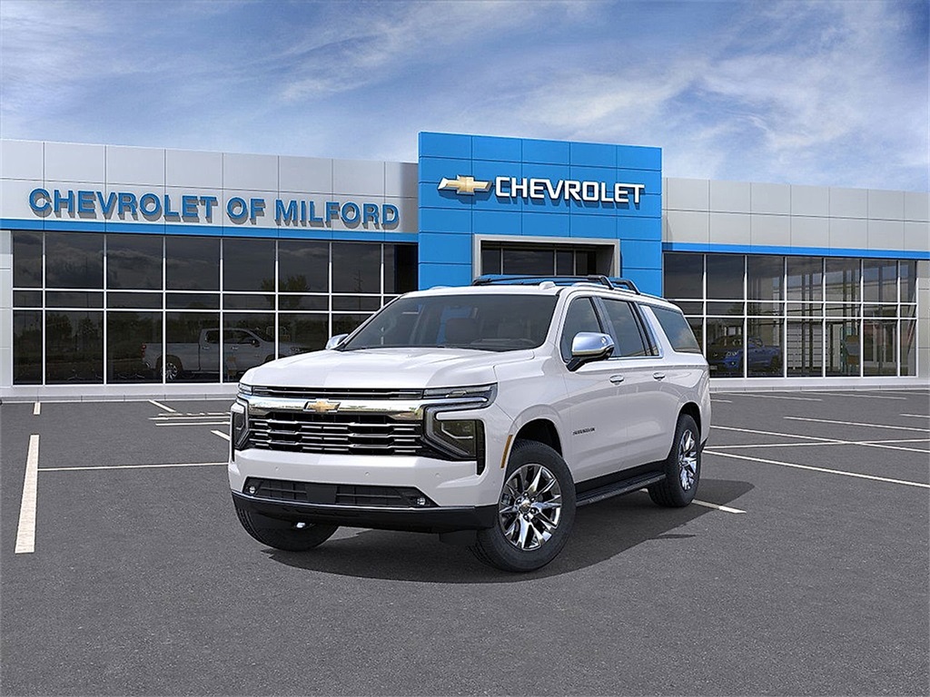 2025 Chevrolet Suburban Premier Image 2 of 24