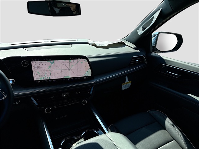 2025 Chevrolet Suburban Premier Image 20 of 42