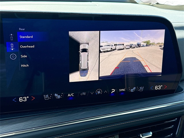 2025 Chevrolet Suburban Premier Image 22 of 42