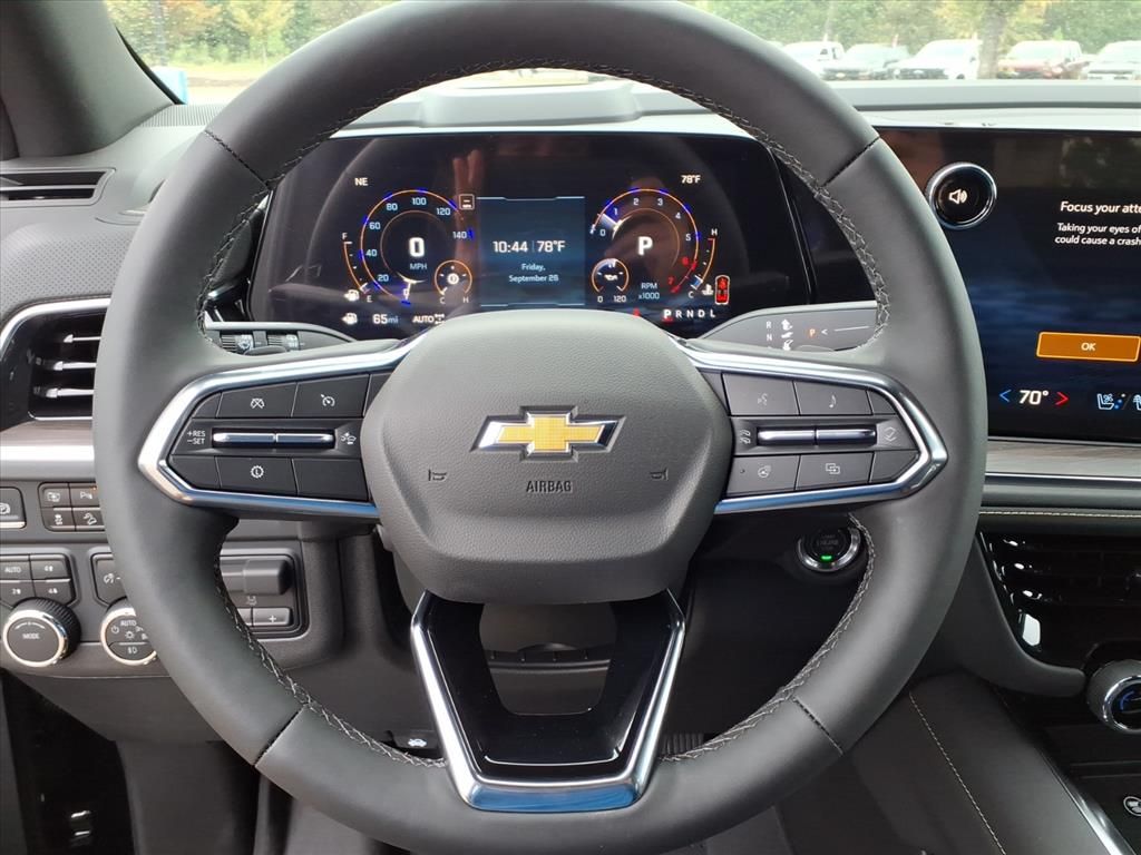 2025 Chevrolet Suburban Premier Image 27 of 31