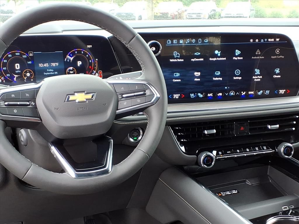 2025 Chevrolet Suburban Premier Image 15 of 31