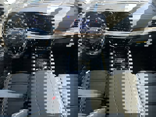 2025 Chevrolet Suburban Premier Image 13 of 23