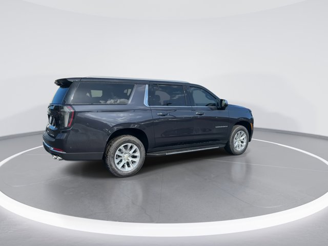 2025 Chevrolet Suburban Premier Image 6 of 23