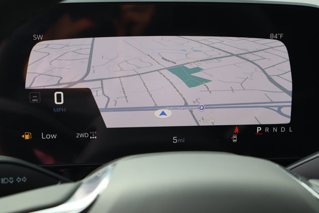 2025 Chevrolet Suburban Premier Image 19 of 29