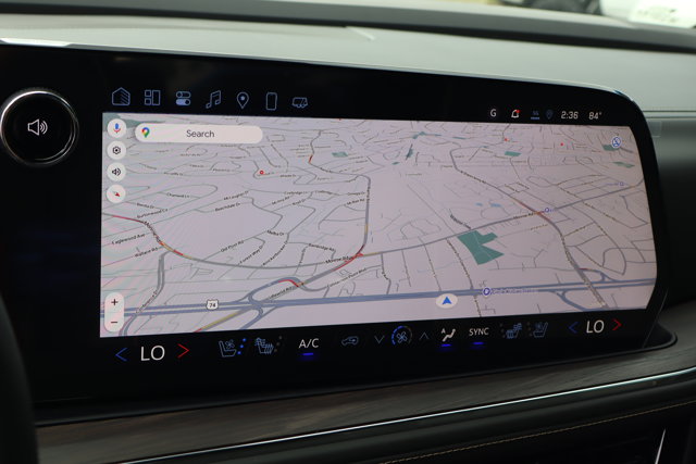 2025 Chevrolet Suburban Premier Image 17 of 29