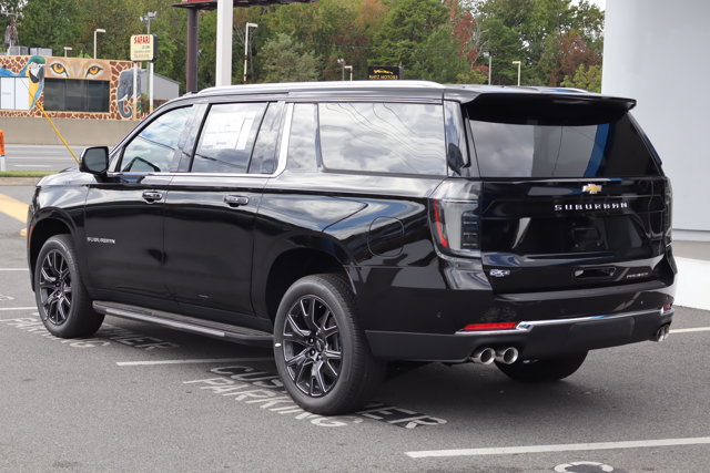 2025 Chevrolet Suburban Premier Image 5 of 29