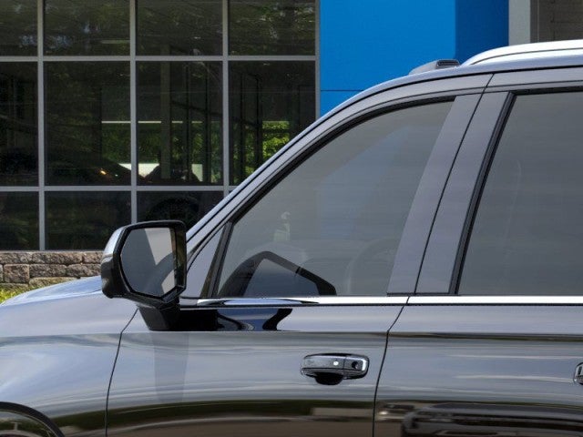 2025 Chevrolet Suburban Premier Image 45 of 48