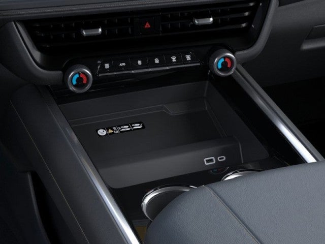 2025 Chevrolet Suburban Premier Image 37 of 48