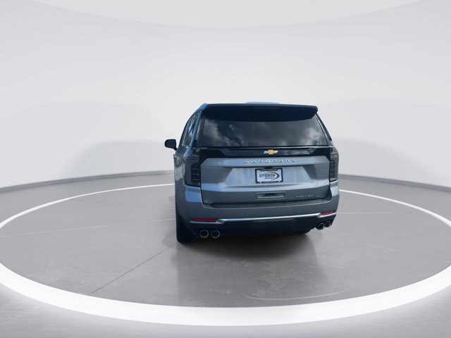 2025 Chevrolet Suburban Premier Image 7 of 25