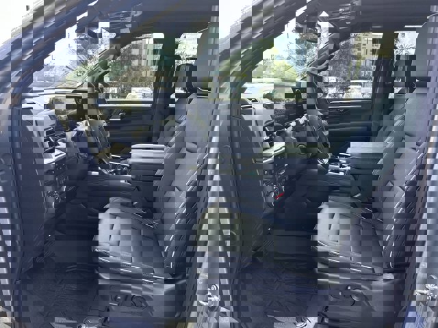 2025 Chevrolet Suburban Premier Image 12 of 25
