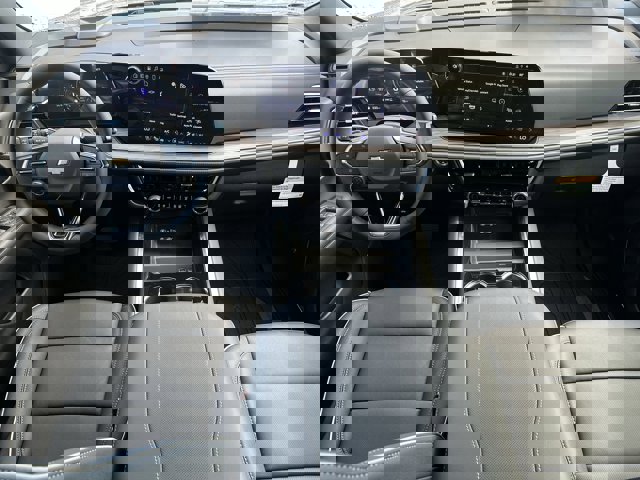 2025 Chevrolet Suburban Premier Image 13 of 25