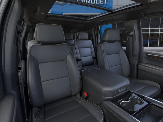 2025 Chevrolet Suburban Premier Image 17 of 25