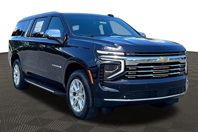 2025 Chevrolet Suburban Premier Image 2 of 15
