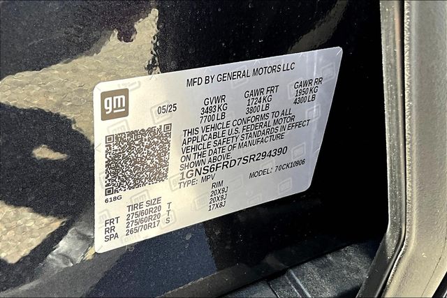 2025 Chevrolet Suburban Premier Image 12 of 15