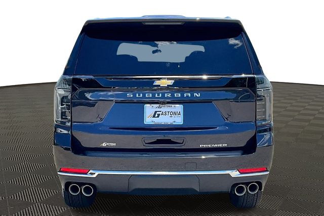 2025 Chevrolet Suburban Premier Image 3 of 15