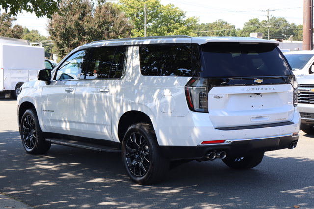 2025 Chevrolet Suburban Premier Image 5 of 29