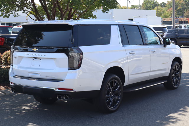 2025 Chevrolet Suburban Premier Image 4 of 29