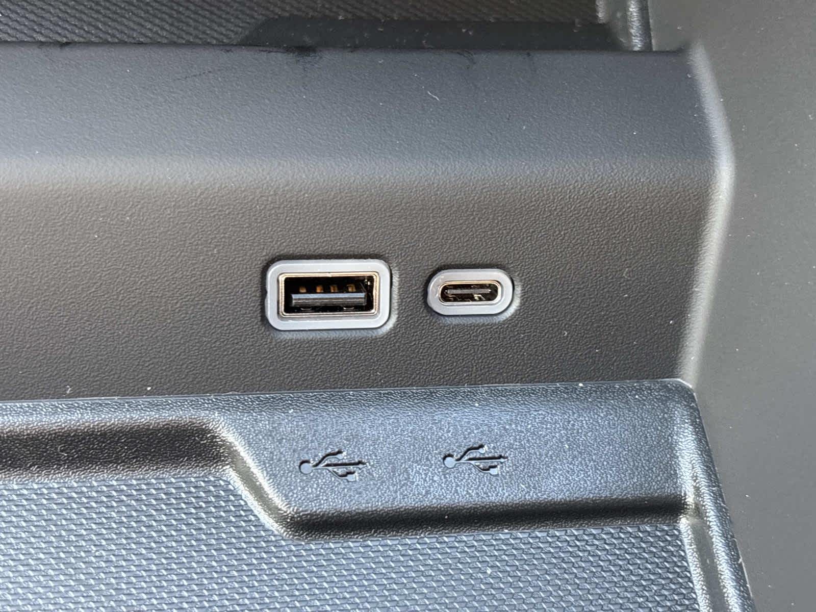 2025 Chevrolet Suburban Premier Image 52 of 52