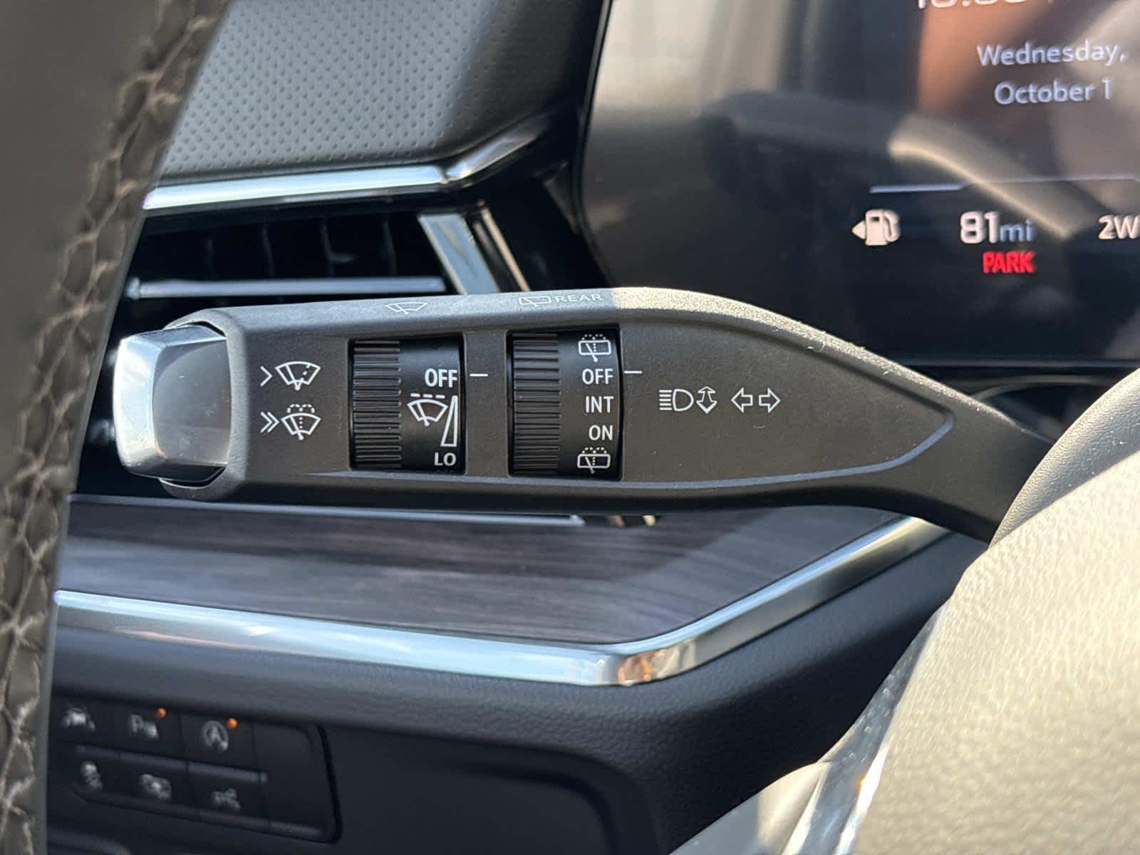 2025 Chevrolet Suburban Premier Image 48 of 52