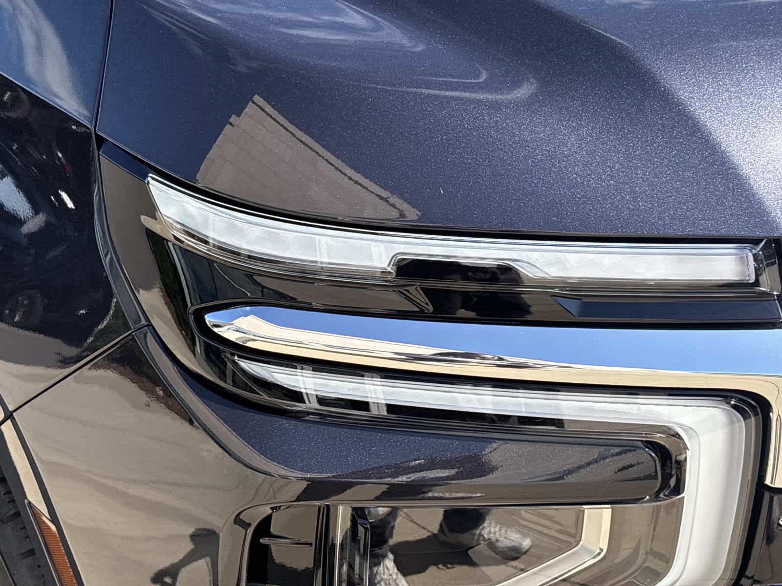 2025 Chevrolet Suburban Premier Image 33 of 52