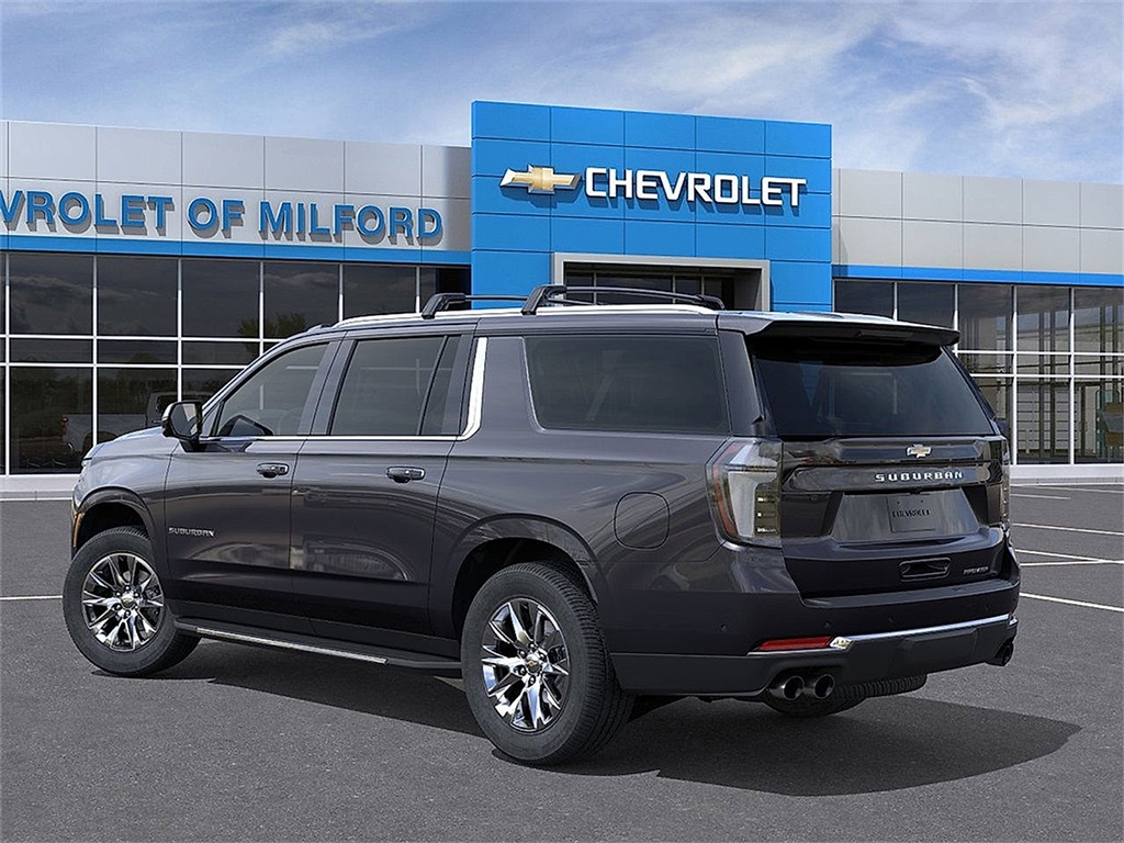 2025 Chevrolet Suburban Premier Image 8 of 24