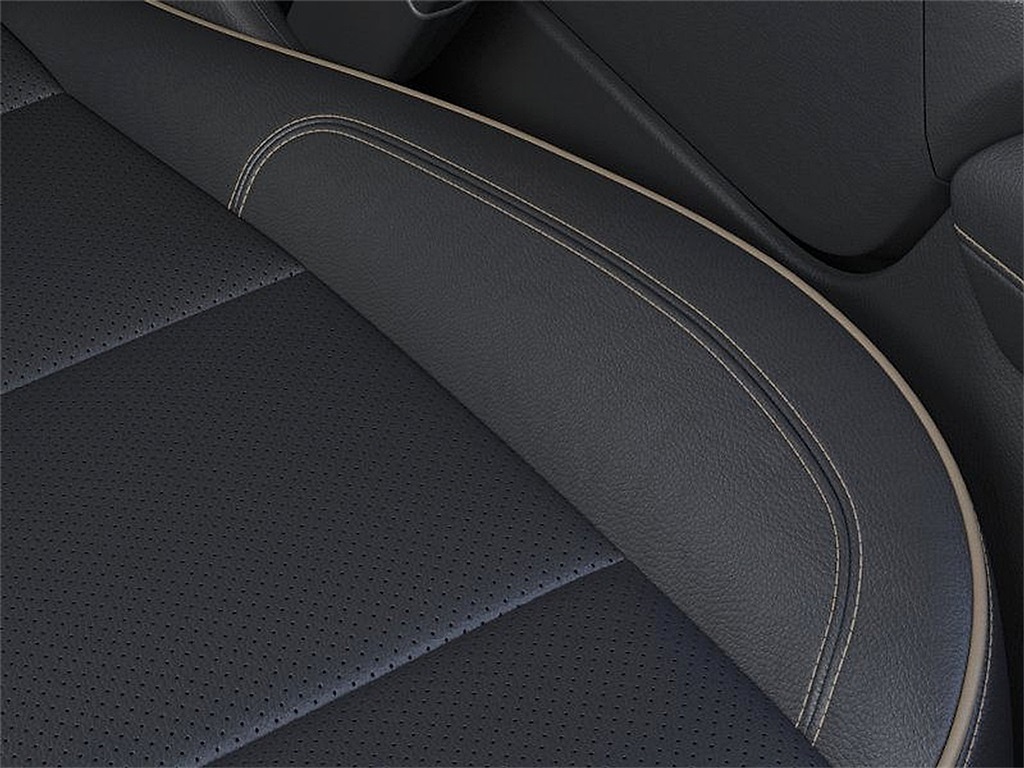 2025 Chevrolet Suburban Premier Image 13 of 24