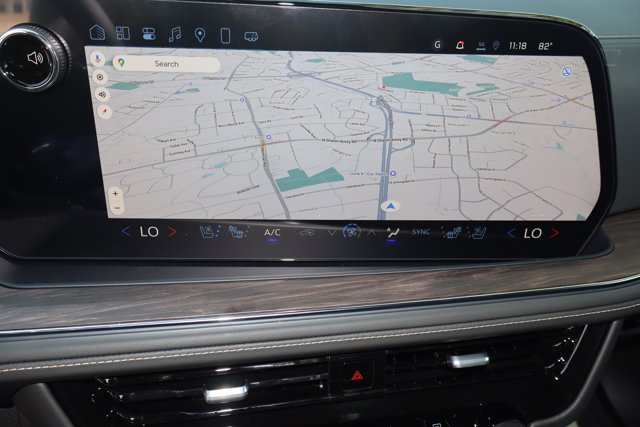 2025 Chevrolet Suburban Premier Image 14 of 18