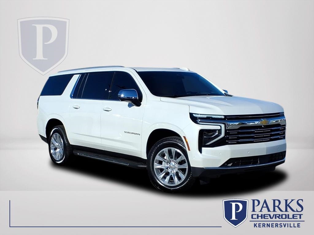 2025 Chevrolet Suburban Premier Image 3 of 30