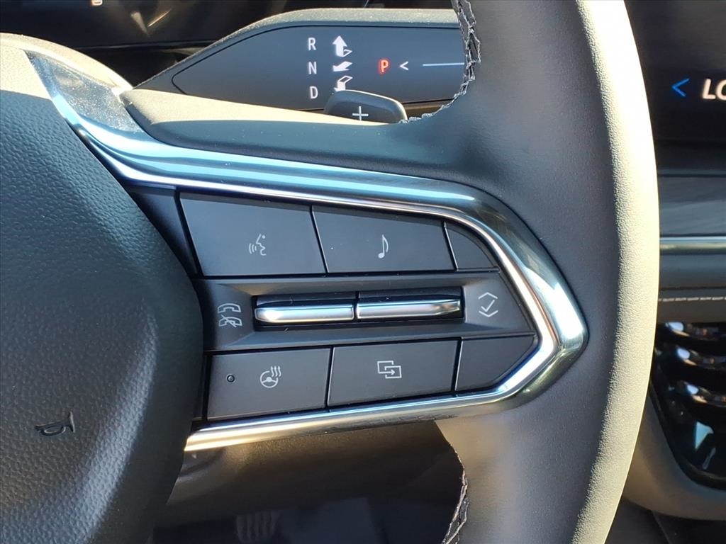 2025 Chevrolet Suburban Premier Image 29 of 30