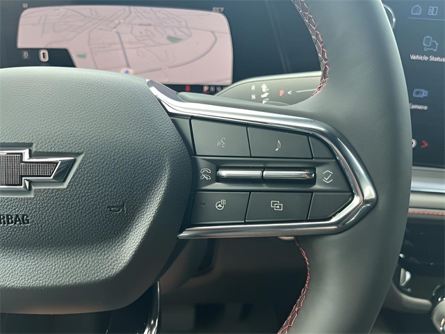 2025 Chevrolet Suburban RST Image 18 of 35